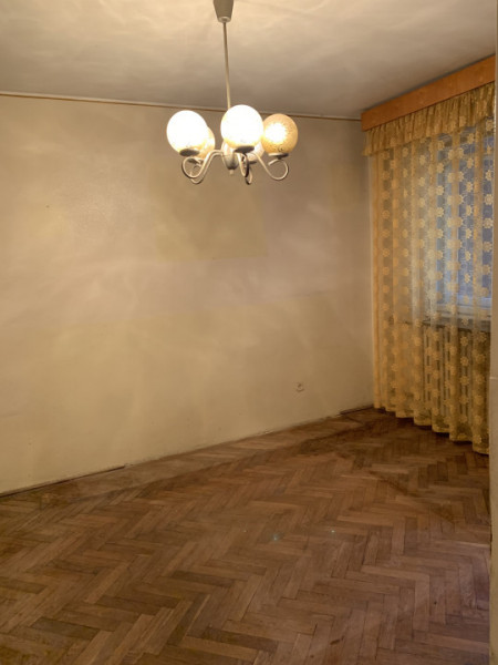 Apartament 3 camere cf 1 dec, zona Eminescu