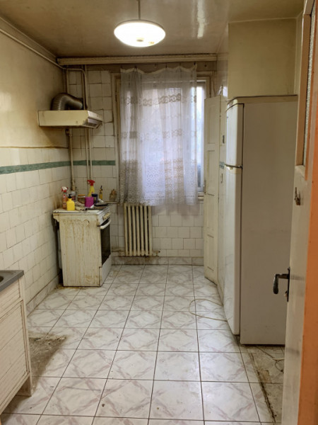 Apartament 3 camere cf 1 dec, zona Eminescu