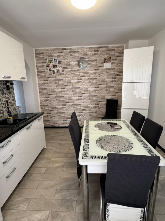 Apartament Ultracentral etaj 1/2