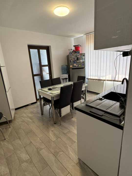 Apartament Ultracentral etaj 1/2