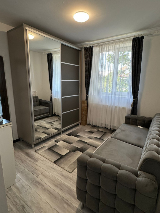 Apartament Ultracentral etaj 1/2