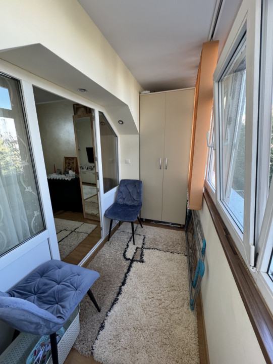 Apartament 4 cam, cf 1 dec, et 2/8, zona 9 Mai- Piata