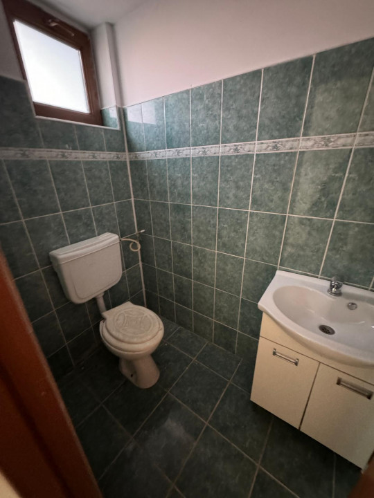 Vânzare Casă 3 Camere - Zona Ana Ipătescu, Lângă Penitenciar