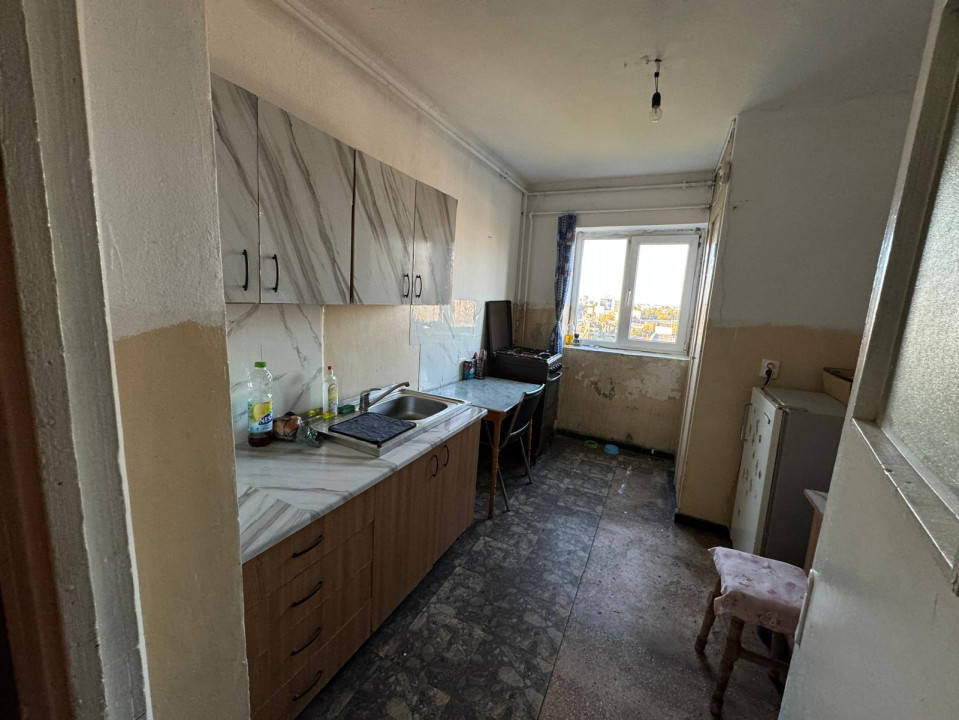 Vânzare Apartament 4 Camere Confort 1 – Decomandat, Etaj 9/9 B-dul Bucuresti